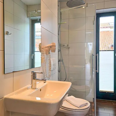 Friede-marie, Penthouse Lenea Und Sophie Villa Sassnitz